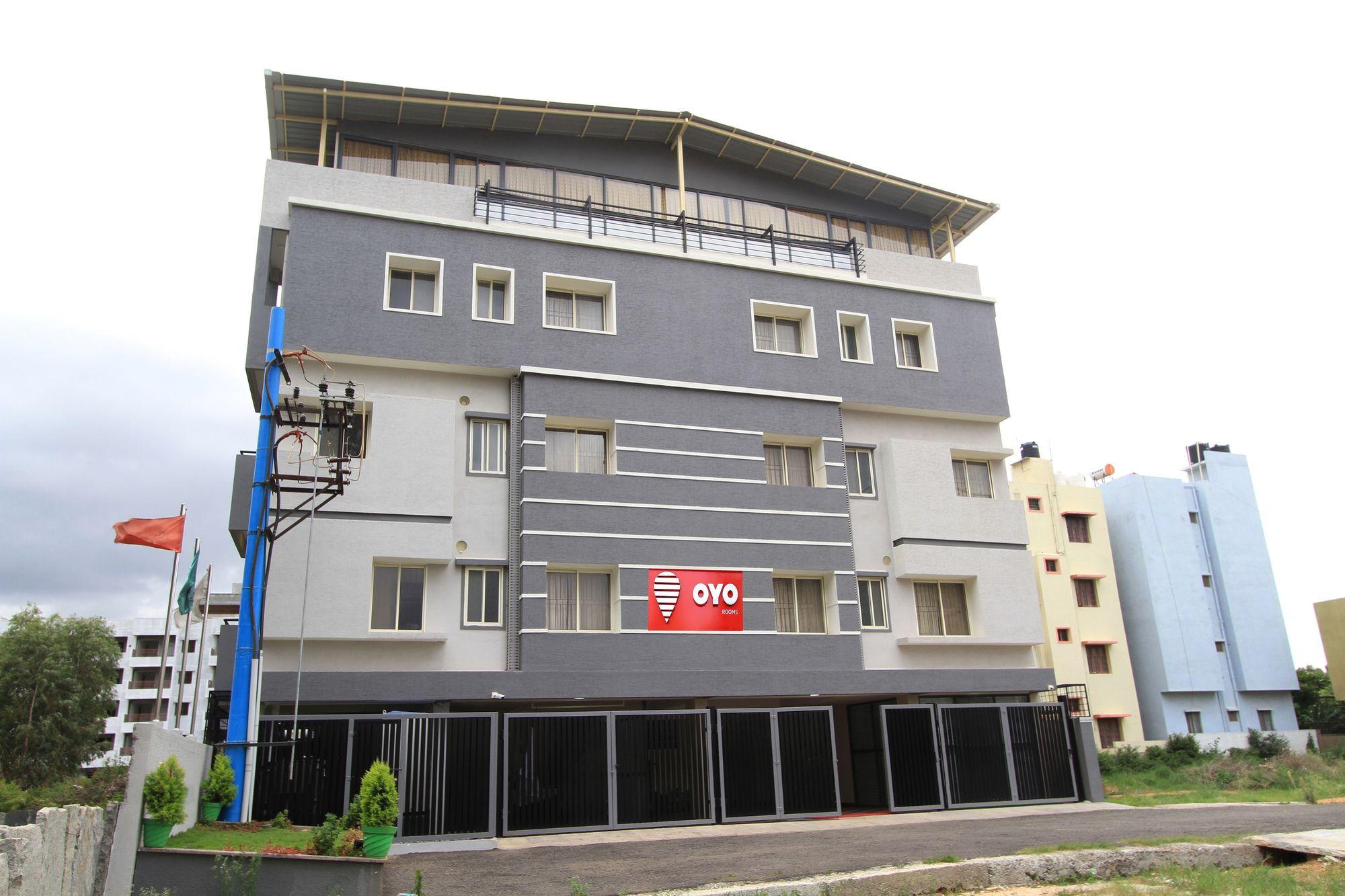 מלון Yelahanka Oyo 4797 Lulu Hospitality מראה חיצוני תמונה
