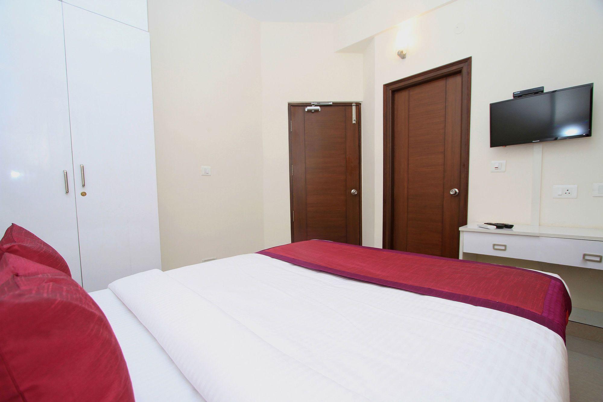 מלון Yelahanka Oyo 4797 Lulu Hospitality מראה חיצוני תמונה